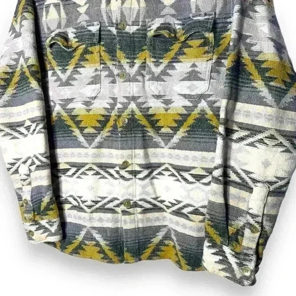 Urban Outfitters Jacquard Flannel Button Down  Shirts Woven Relaxed Size Small - Picture 5 of 9